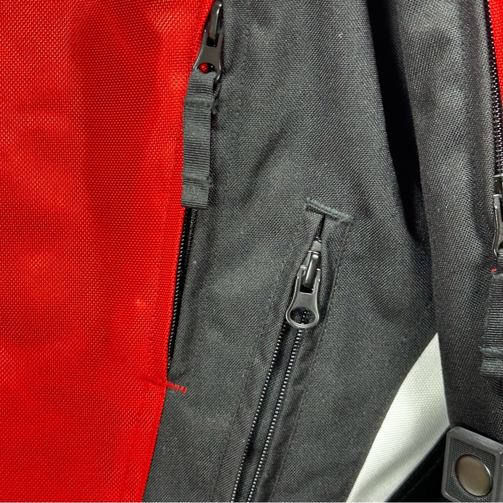 SUZUKI Style GSRX Men’s Red & Black Motorcycle Jacket Size M - Picture 5 of 16